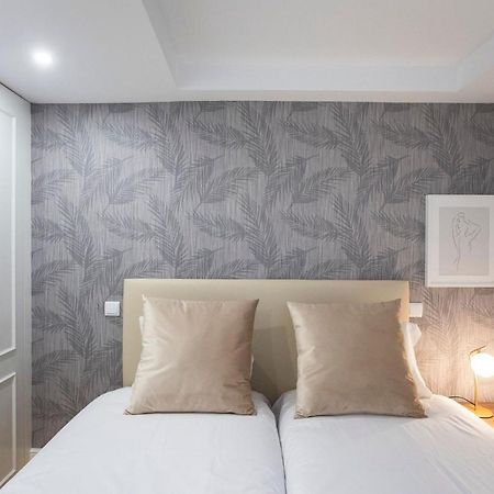 City Center 2Br Flat W/ Ac By Lovelystay Porto Ngoại thất bức ảnh